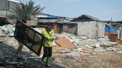 Relokasi Warga untuk Lahan Pemakaman, Ratusan KK Pindah ke Rusun