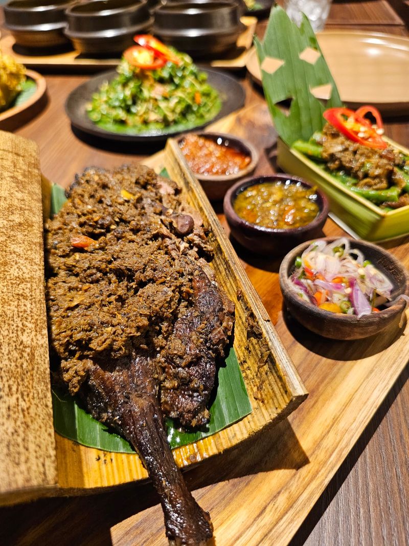 Restoran Bebek Modern di Jakarta yang 'Cozy' buat Makan Siang