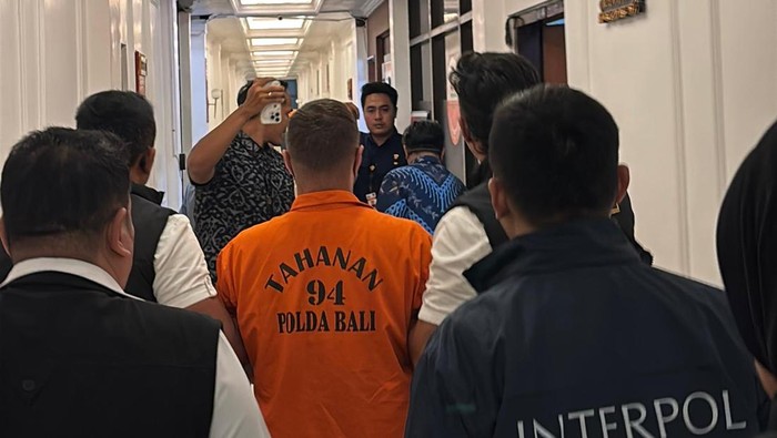 Steven Lyons, buron Interpol asal Inggris ditangkap di Bali, Sabtu (28/3/2026).