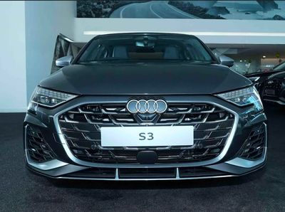 Kaum Mendang-mending Minggir! Ini New Audi S3 Cuma untuk Para Miliarder
