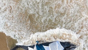 Penghargaan Koneksi Manusia Juara 1: People & Planet Ocean 2025 - Craig Perry. Lokasi: Australia Foto: The Ocean Photographer Of The Year