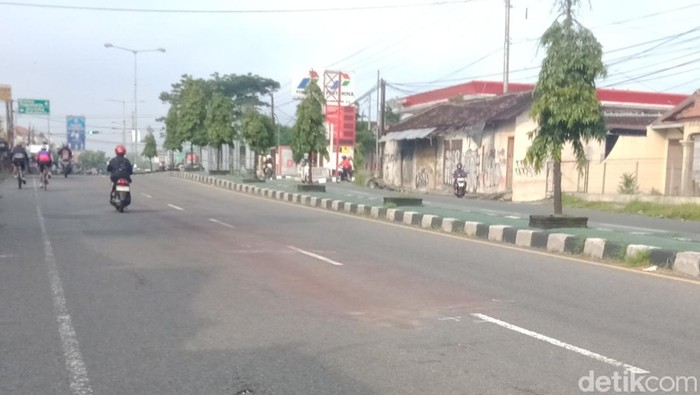 Lokasi kecelakaan maut menewaskan dua orang di jalan Jogja-Solo, Bowan, Delanggu, Klaten, Selasa (31/3/2026).