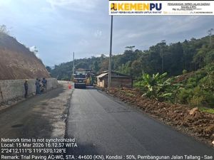 Jalan Menuju Seko Luwu Utara Mulai Dibangun Secara Bertahap