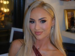 Potret Pemain Bola Terseksi yang Hampir Berhenti karena Hujatan Netizen