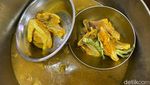 Rela Antre Demi Cicip Ayam Goreng Legendaris Favorit Nex Carlos!