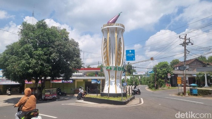 Ada cerita tersendiri di balik pemberian nama Kalurahan Terong tersebut.