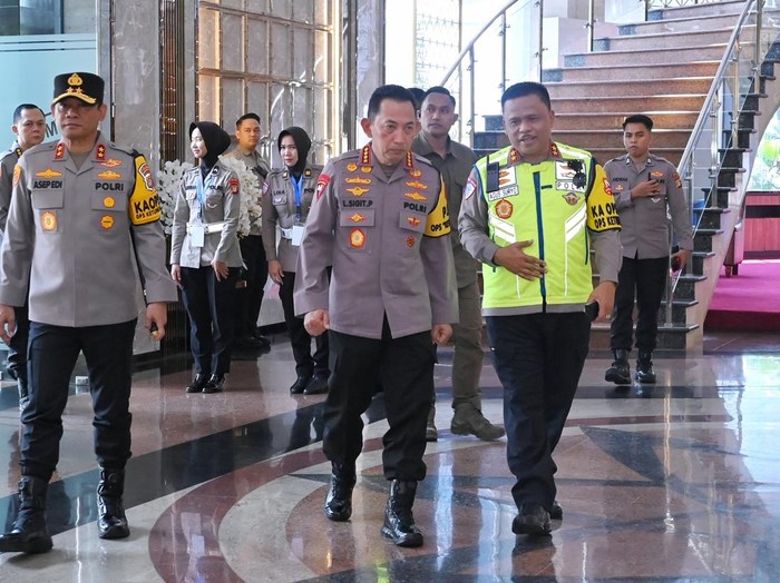 Kapolri Jenderal Listyo Sigit Prabowo saat hadir di Anev Operasi Ketupat 2026 (dok.Korlantas Polri)