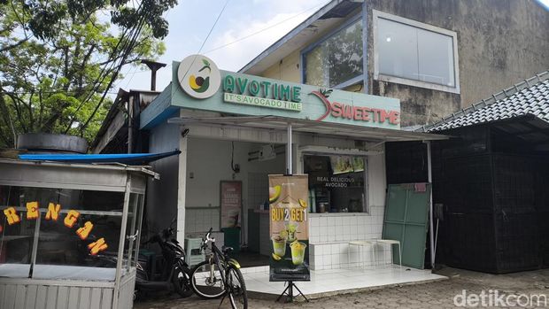 Kedai Avotime di kawasan Palasari, Kota Bandung. Kedai Avotime di kawasan Palasari, Kota Bandung.