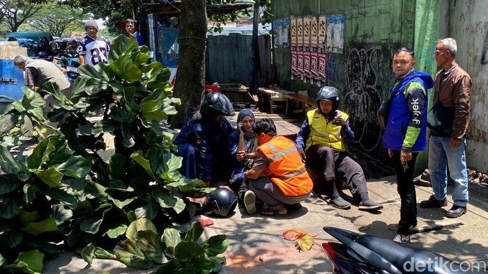 Korban tertimpa dahan pohon di Bandung