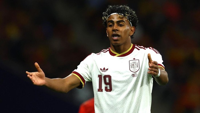 Soccer Football - International Friendly - Spain v Egypt - RCDE Stadium, Cornella de Llobregat, Spain - March 31, 2026 Spains Lamine Yamal reacts REUTERS/Albert Gea
