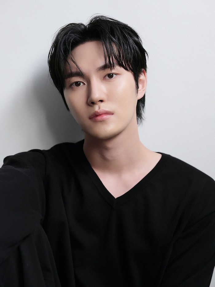 Aktor Korea Selatan Lee Tae Ri.