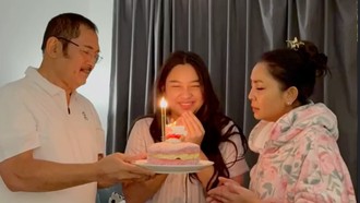 Potret Khirani Putri Mayangsari Ultah ke-20, Makin Cantik Mirip Sang Mama