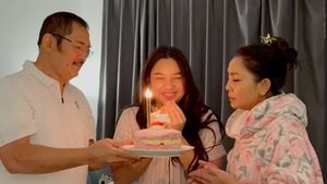 Potret Khirani Putri Mayangsari Ultah ke-20, Makin Cantik Mirip Sang Mama