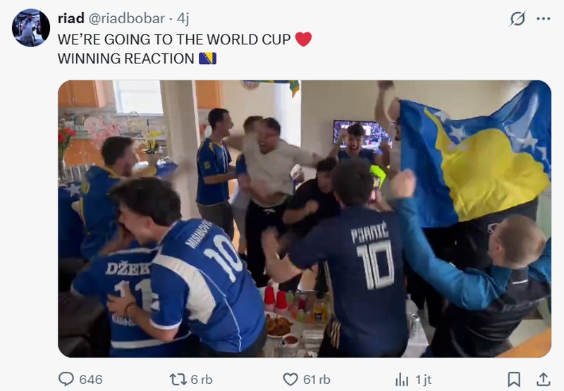 Italia gagal lolos ke Piala Dunia 2026 usai dikalahkan Bosnia and Herzegovina di Kualifikasi zona Eropa. Ini kali ketiga negeri sepakbola itu gagal ke turnamen paling tinggi hingga jadi bahan meme netizen.
