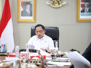 Mendagri Terbitkan Surat Edaran Atur WFH-WFO bagi ASN Pemda
