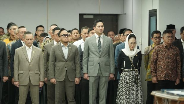 Pelantikan Hendrasam Jadi Dirjen Imigrasi