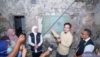 Gubernur Jatim Khofifah Indar Parawansa memimpin langsung ground breaking pembangunan Gedung Negara Grahadi sisi sayap Barat.