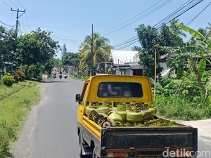 Gas LPG Langka, Warga Lombok Timur Minta Bupati Turun Lapangan