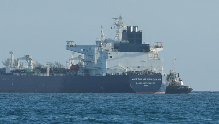 The Russian-flagged oil tanker Anatoly Kolodkin manoeuvres in Matanzas Bay, Cuba, whose economy has ground to a halt under a de facto oil blockade imposed by the U.S., resulting in an energy crisis that has led to strict gasoline rationing and a seri