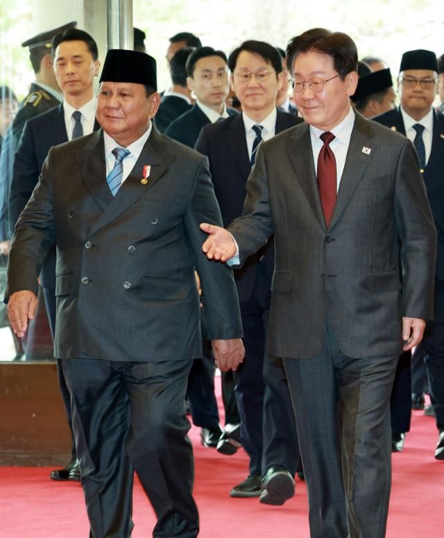 Prabowo ke Korsel Presiden Korsel Sajikan Menu Halal Spesial untuk Prabowo di Blue House