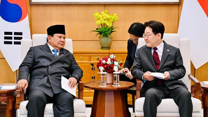 Presiden Prabowo Subianto bertemu Presiden Korea Selatan Lee Jae Myung di Istana Kepresidenan Blue House. Rabu (1/4/2026).
