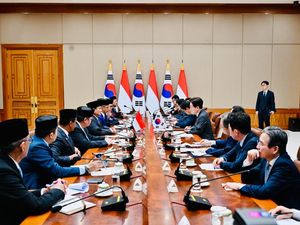 Di Depan Prabowo, Presiden Korsel Sampaikan Duka 3 Prajurit TNI Gugur di Lebanon
