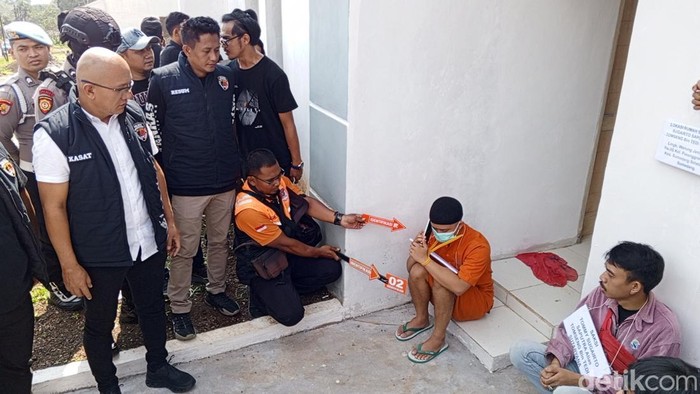 Rekonstruksi pembunuhan modus COD HP di Sumedang
