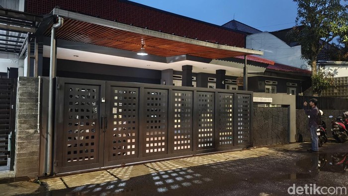 Rumah Ono Surono di Bandung yang digeledah KPK