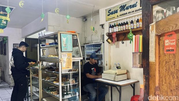 Susu Murni Ijan. Susu Murni Ijan.