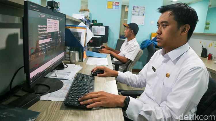 Transformasi Budaya Kerja, ASN Bakal WFH Tiap Jumat