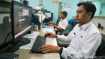 Transformasi Budaya Kerja, ASN Bakal WFH Tiap Jumat