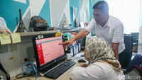 Menteri Koordinator Bidang Perekonomian Airlangga Hartarto menekankan bahwa kondisi global saat ini justru menjadi momentum untuk mempercepat transformasi tata kelola pemerintahan.