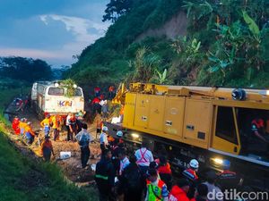 7 Perjalanan Kereta Dibatalkan Imbas KA Ciremai Anjlok di Bandung Barat