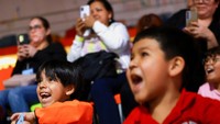 Melalui kegiatan ini, anak-anak diajak memahami proses peluncuran roket hingga misi mengelilingi Bulan. REUTERS/Jose Luis Gonzalez