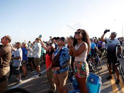 Artemis II NASA Mengudara, Sorak Warga Menggema