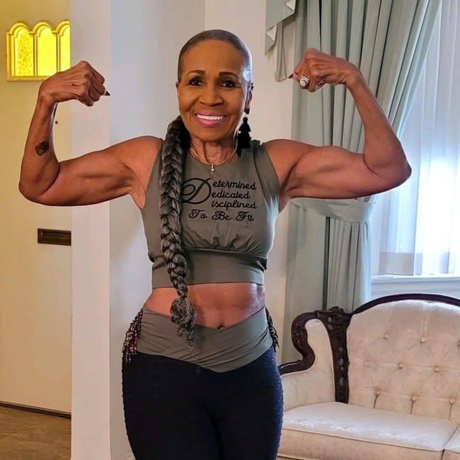 Potret Binaragawati Tertua di Dunia, Masih Aktif Nge-Gym di Usia 89 Tahun