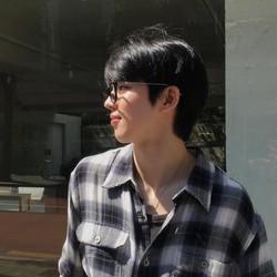 Figure Skater Cha Jun Hwan Kini Serumah Kim Seon Ho