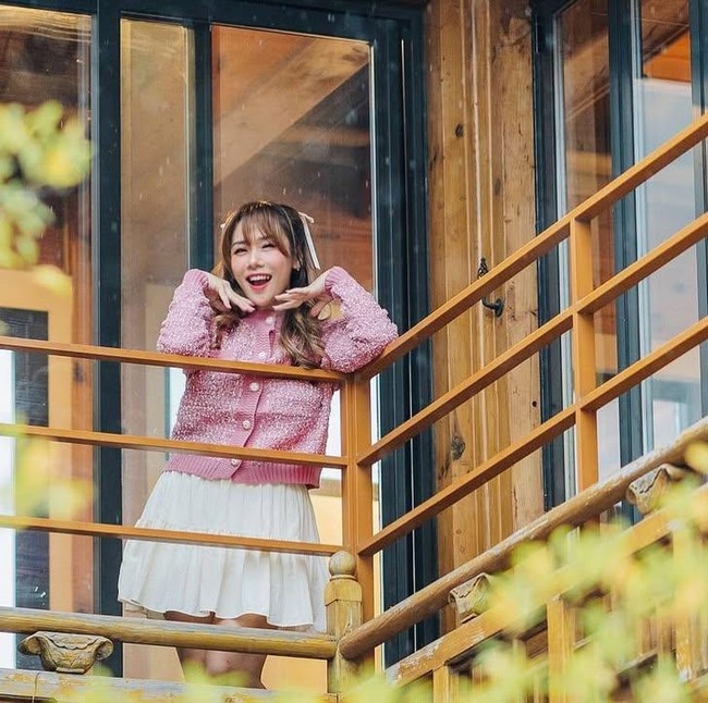 Momen Seru Cherly Juno saat Cicip Pho hingga Nikudon di Luar Negeri