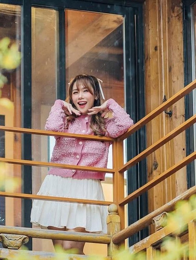 Momen Seru Cherly Juno saat Cicip Pho hingga Nikudon di Luar Negeri