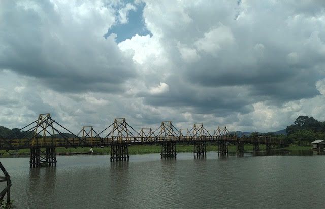 Jembatan Danau Tamiyang Banjarbaru, Kalsel.
