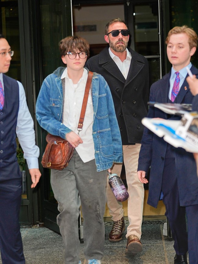 Dulu Seraphina Rose, Kini Fin: Potret Anak Ben Affleck yang Jarang Tersorot