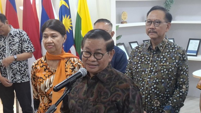 Gubernur DKI Jakarta Pramono Anung di Balai Kota Jakarta, Kamis (2/4/2026).