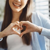 Ramalan Zodiak Cinta 1 Agustus: Cancer Hubungan Stabil, Libra Terlalu Cemburu