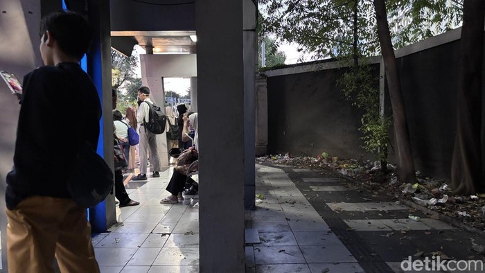 JPO KBS Surabaya Bau Pesing