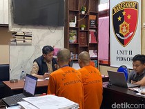 Gelap Mata! 2 Eks Karyawan Ini Nekat Gasak Baterai Tower di Batu