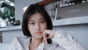 Paras Cantik Ratu Kecantikan yang Dikritik karena Tak Pakai Makeup di Film