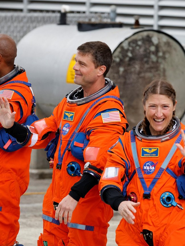 NASA Kirim 4 Astronaut Kelilingi Bulan