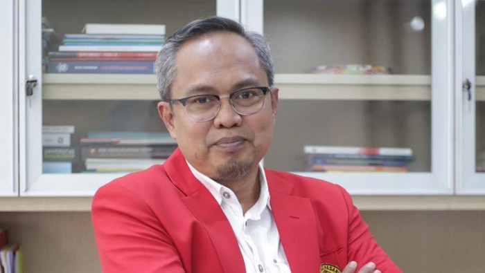Pakar komunikasi publik dan media massa Dr Iqbal Sultan.