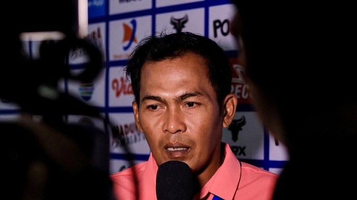Pelatih interim Madura United, Rakhmad Basuki