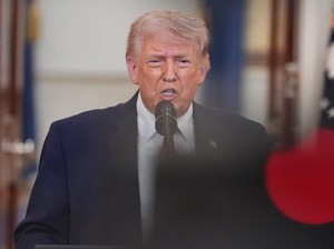Beda Trump dan Iran soal Cerita Penyelamatan Pilot Jet Tempur AS